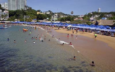 Hay Referencias De Turistas De Tener Un Acapulco Limpio Servicios