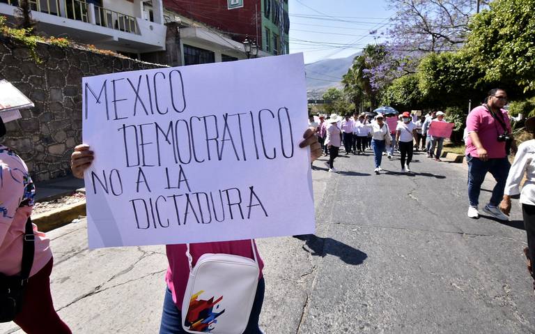 Cínicos e hipócritas, quienes marcharon hoy: Morena - El Sol de Acapulco |  Noticias Locales, Policiacas, sobre México, Guerrero y el Mundo