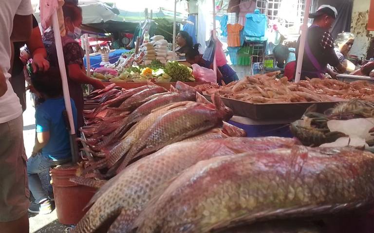 Bajas ventas reportan vendedores de pescado - El Sol de Acapulco | Noticias  Locales, Policiacas, sobre México, Guerrero y el Mundo