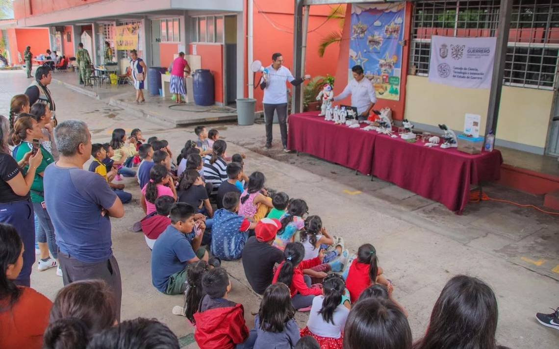 They offer science workshops for children living in temporary shelters – El Sol de Acapulco