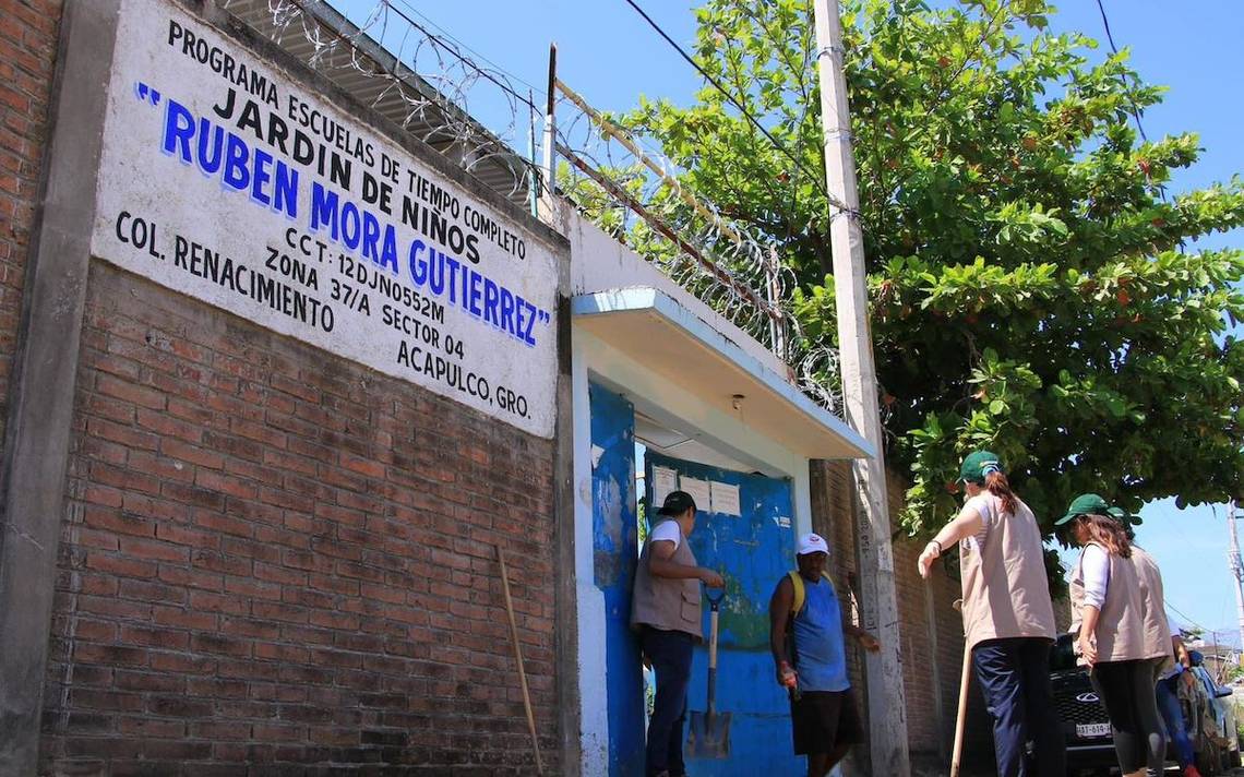 Retoman clases en todas las escuelas de Guerrero tras huracán John